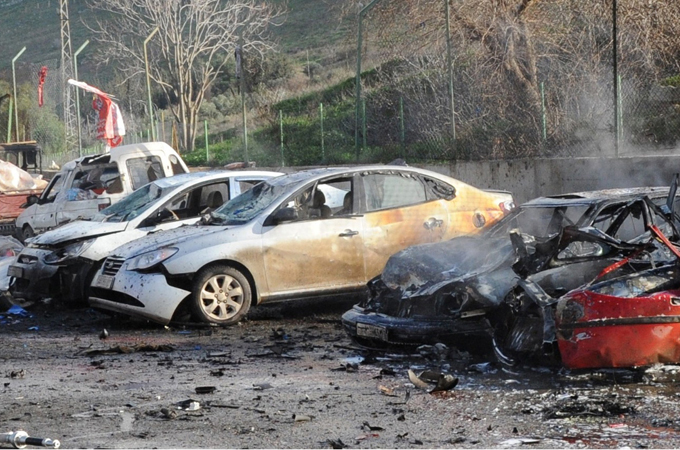 Car Bomb Hits Crossing on Syria-Turkey Border